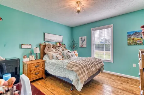 3702 Morgantown Road Russellville KY 42276