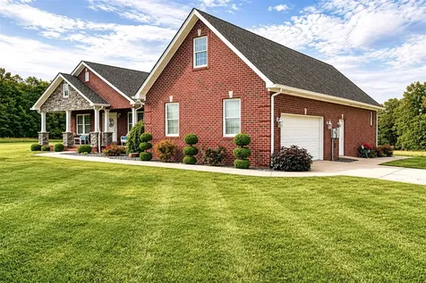 3702 Morgantown Road Russellville KY 42276