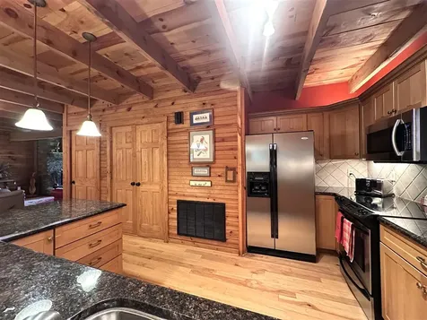 211 Indian Point Road Glasgow KY 42141