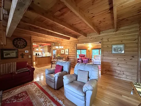 211 Indian Point Road Glasgow KY 42141