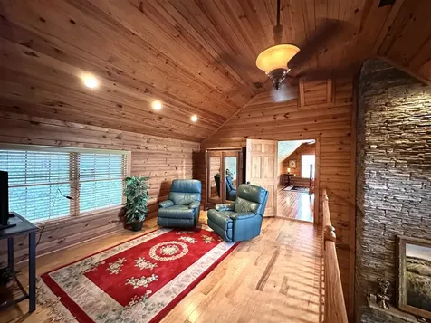211 Indian Point Road Glasgow KY 42141