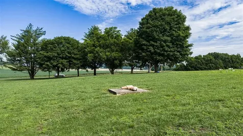 3896 Petros Browning Road Bowling Green KY 42101