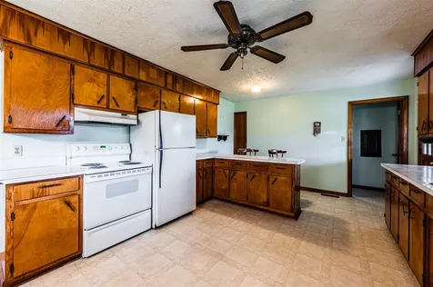 3604 Mount Zion Road Brownsville KY 42210
