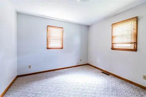 3604 Mount Zion Road Brownsville KY 42210