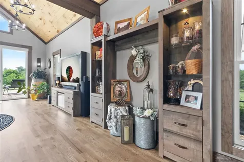 3433 H E Johnson Road Alvaton KY 42122