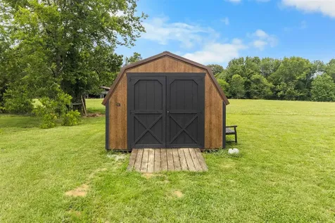 3433 H E Johnson Road Alvaton KY 42122