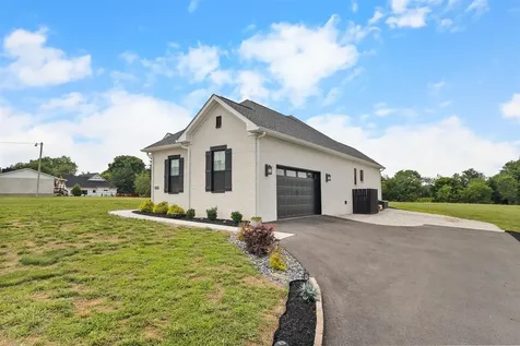 3433 H E Johnson Road Alvaton KY 42122