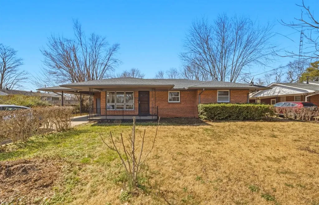 1261 N Lee Street Bowling Green KY 42101