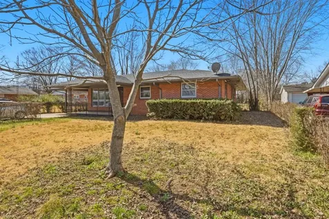 1261 N Lee Street Bowling Green KY 42101