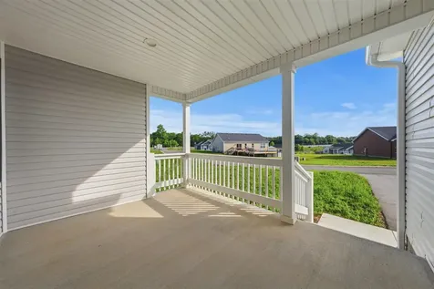 77 Garden Way Smiths Grove KY 42210