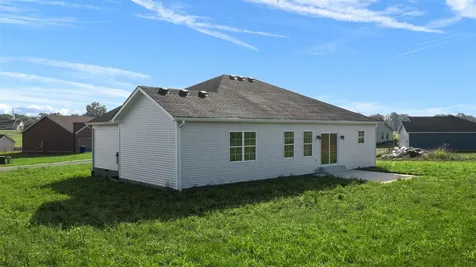 77 Garden Way Smiths Grove KY 42210