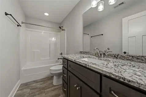 462 Shaker Mill Bend Road Bowling Green KY 42103