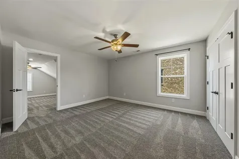 462 Shaker Mill Bend Road Bowling Green KY 42103