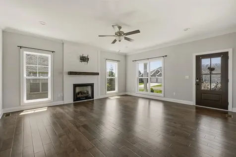 462 Shaker Mill Bend Road Bowling Green KY 42103