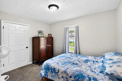 90 Ayers Lane Scottsville KY 42164