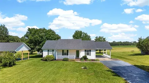 90 Ayers Lane Scottsville KY 42164
