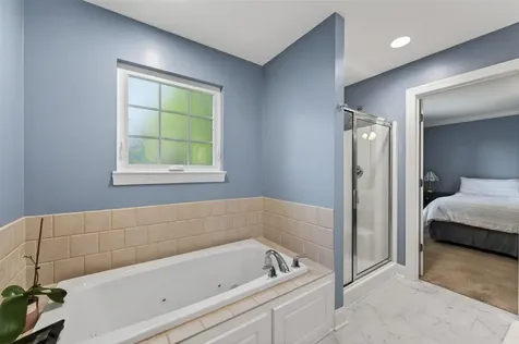2748 Pointe Court Bowling Green KY 42104