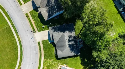 2748 Pointe Court Bowling Green KY 42104