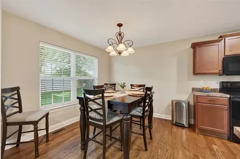 2748 Pointe Court Bowling Green KY 42104