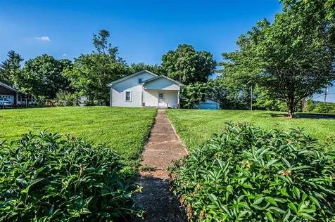 1540 Boiling Springs Road Bowling Green KY 42101