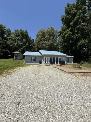 4566 Rochester Road Morgantown KY 42261