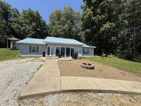 4566 Rochester Road Morgantown KY 42261