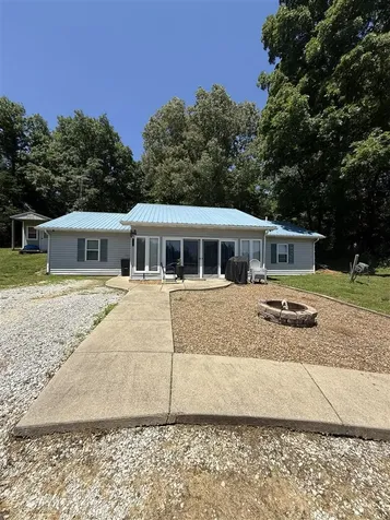 4566 Rochester Road Morgantown KY 42261