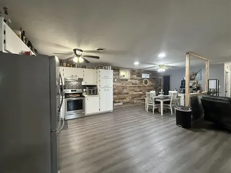 4566 Rochester Road Morgantown KY 42261