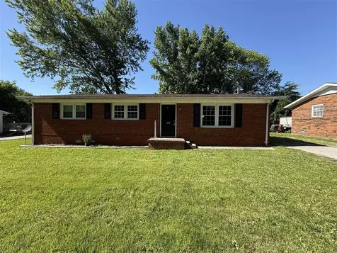 107 Sycamore Street Morgantown KY 42261
