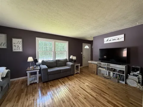 107 Sycamore Street Morgantown KY 42261