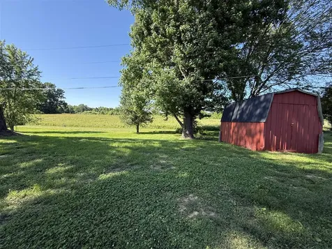 107 Sycamore Street Morgantown KY 42261
