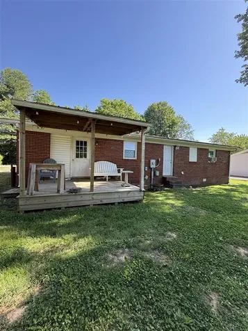107 Sycamore Street Morgantown KY 42261