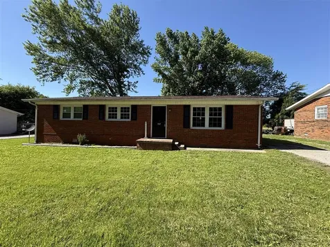 107 Sycamore Street Morgantown KY 42261