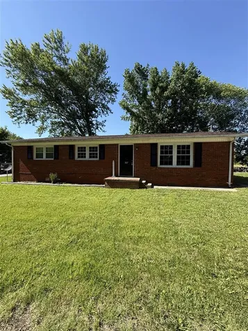 107 Sycamore Street Morgantown KY 42261