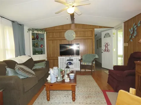 439 Lakeshore Drive Mammoth Cave KY 42259