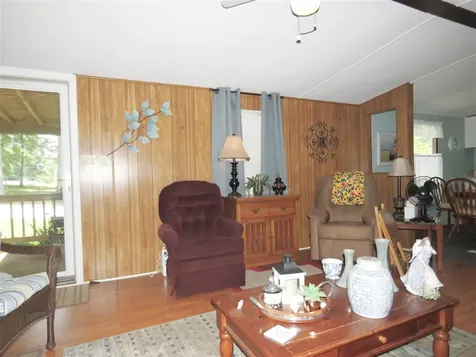 439 Lakeshore Drive Mammoth Cave KY 42259
