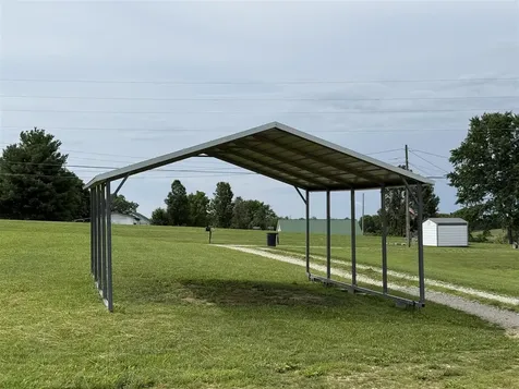 120 Center Point Loop Munfordville KY 42765