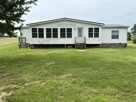 120 Center Point Loop Munfordville KY 42765