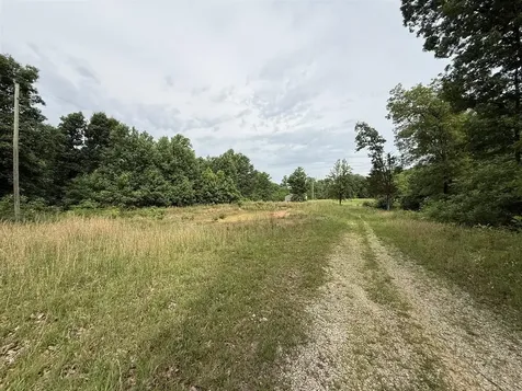 120 Center Point Loop Munfordville KY 42765