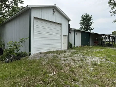 120 Center Point Loop Munfordville KY 42765