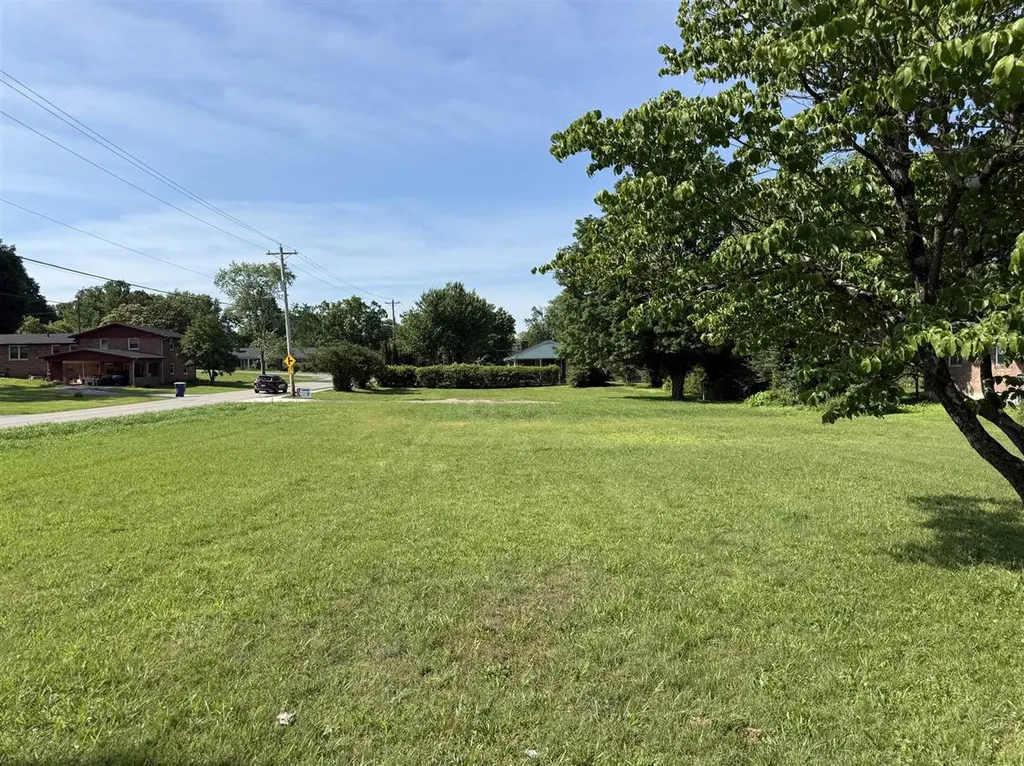 Lot 10 Loving Way Bowling Green KY 42104