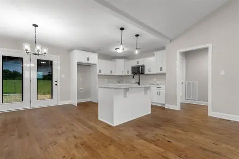 79 Courtlynn Drive Smiths Grove KY 42171