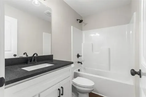 79 Courtlynn Drive Smiths Grove KY 42171