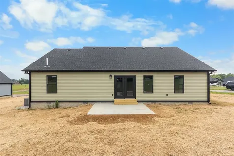 79 Courtlynn Drive Smiths Grove KY 42171