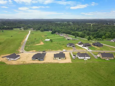 79 Courtlynn Drive Smiths Grove KY 42171
