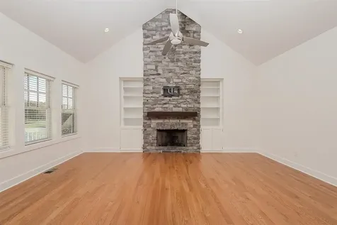 561 Linkside Lane Bowling Green KY 42103