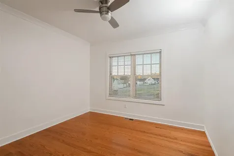 561 Linkside Lane Bowling Green KY 42103