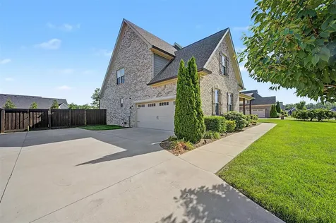 8653 Sandy Creek Court Alvaton KY 42122