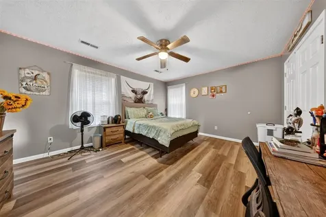 1989 Sportsman Lake Road Franklin KY 42134