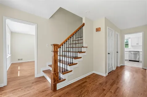 757 Dunbarton Avenue Bowling Green KY 42104